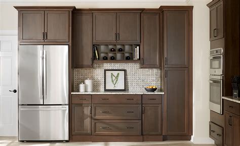 Who Makes the Best Kitchen Cabinets for the Money: A Deep Dive into Value and Craftsmanship